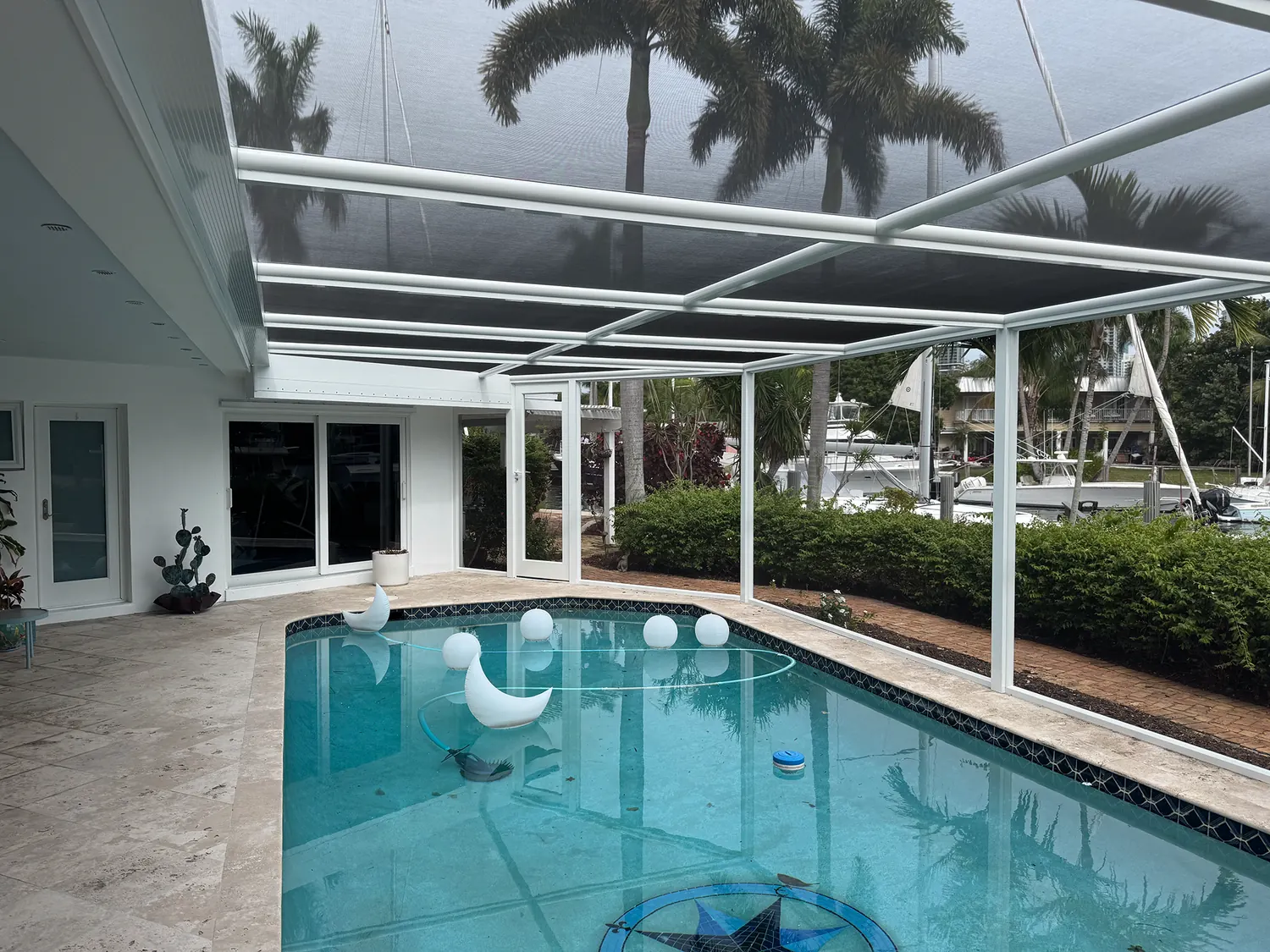 Natureview screen rooms by Elite Aluminum